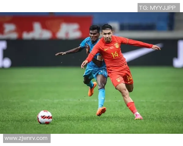 卡塔尔与阿尔及利亚友谊赛精彩对决展现足球魅力与团队精神