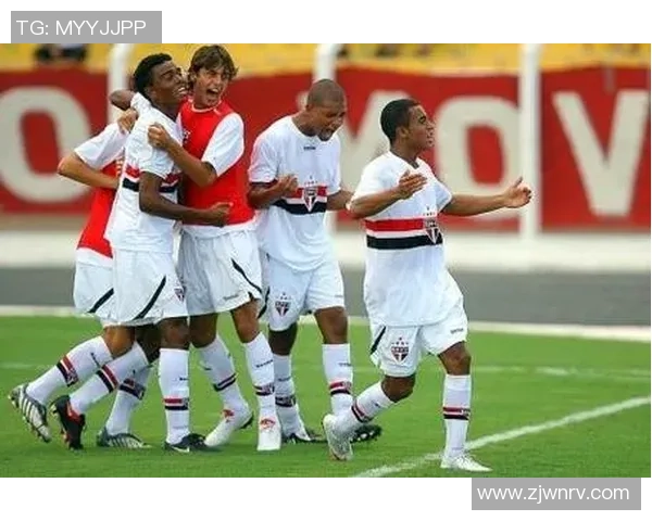 圣保罗与哥伦布竞技的激烈对决分析与赛前展望 圣保罗与哥伦布竞技的激烈对决分析与赛前展望