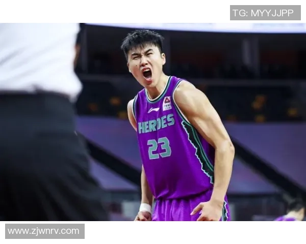 贾诚的奋斗历程与成长故事：从平凡到卓越的蜕变之路